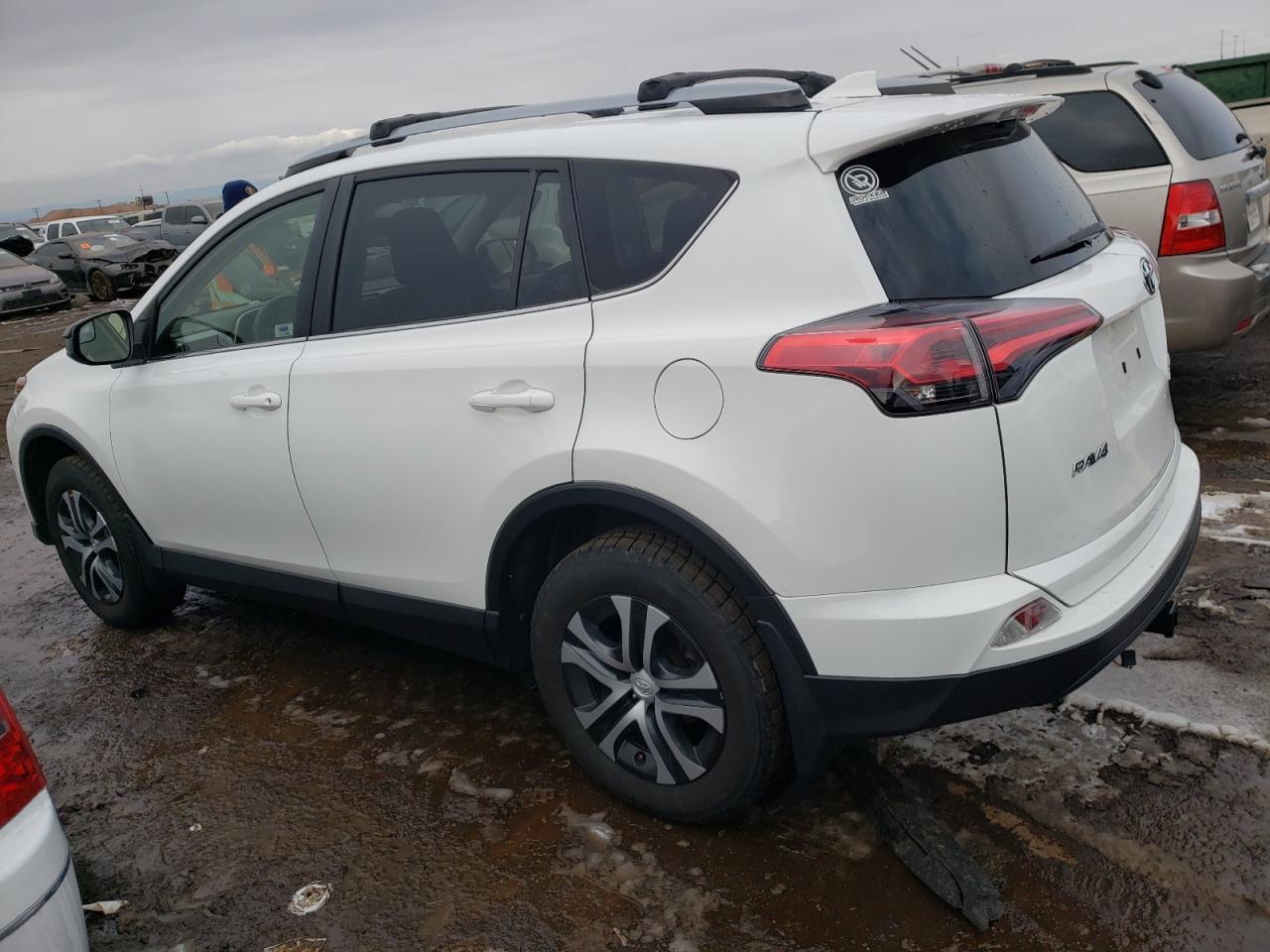 2018 TOYOTA RAV4 LE - Image 2