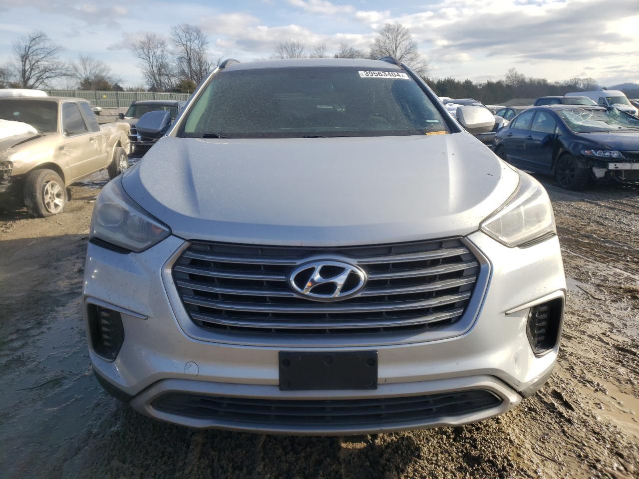2017 HYUNDAI SANTA FE S - Image 5