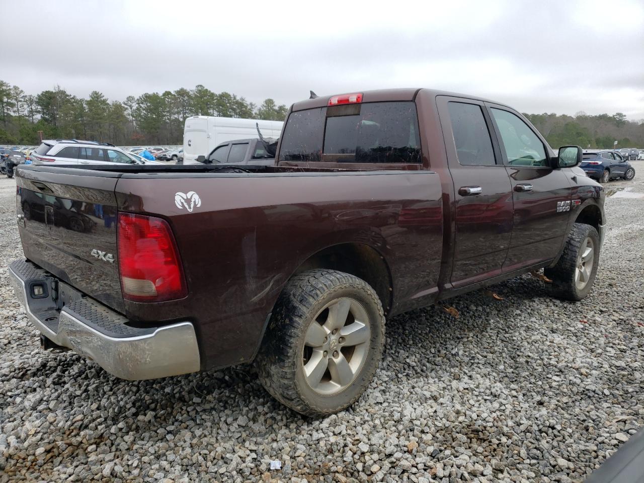 2015 RAM 1500 SLT - Image 3