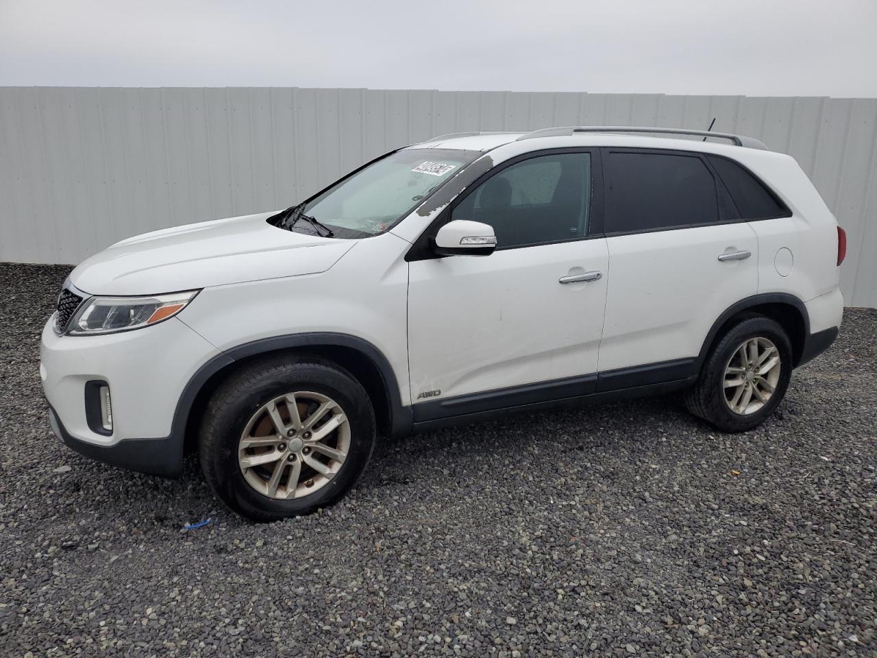 2015 KIA SORENTO LX