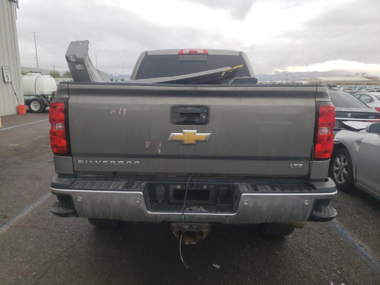2017 CHEVROLET SILVERADO - Image 6