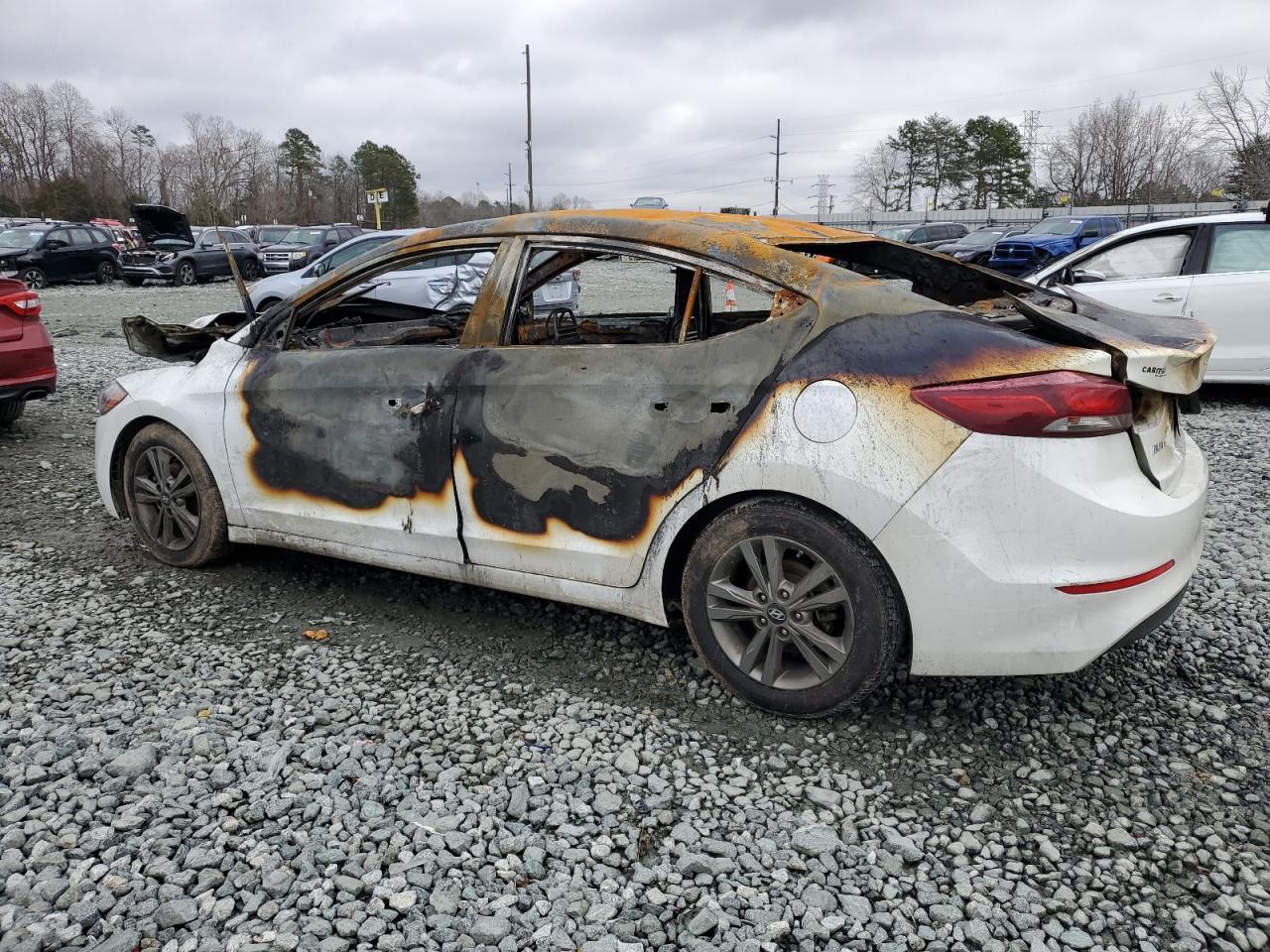 2018 HYUNDAI ELANTRA SE - Фото 2