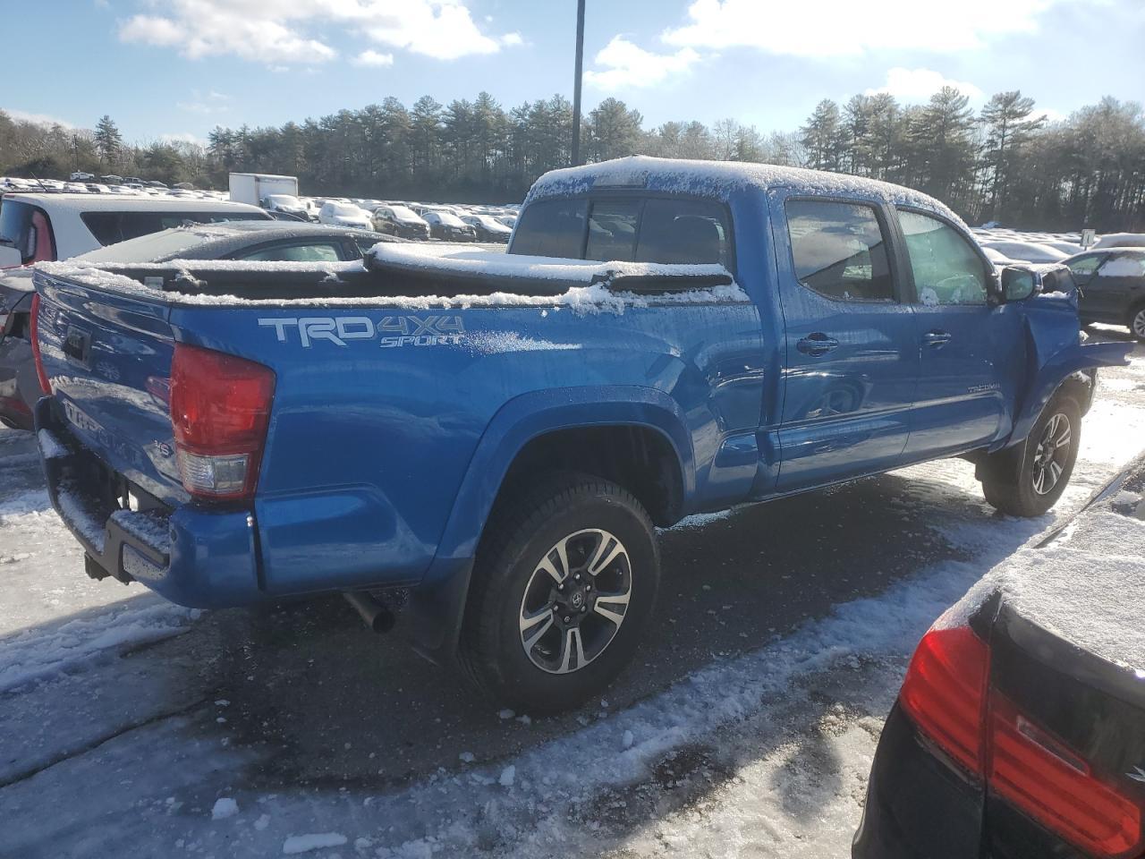 2016 TOYOTA TACOMA DOU - Фото 3