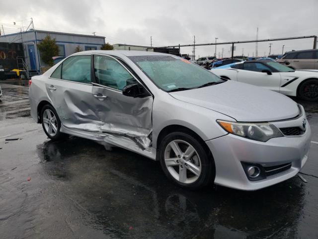 2014 Toyota Camry L - Фото 4