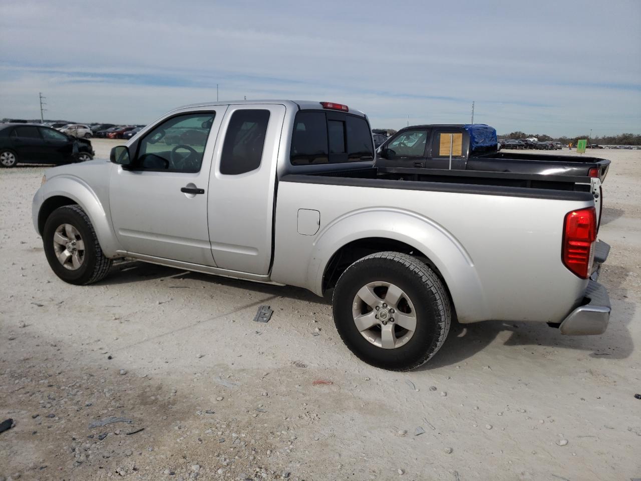 2012 NISSAN FRONTIER S - Image 2