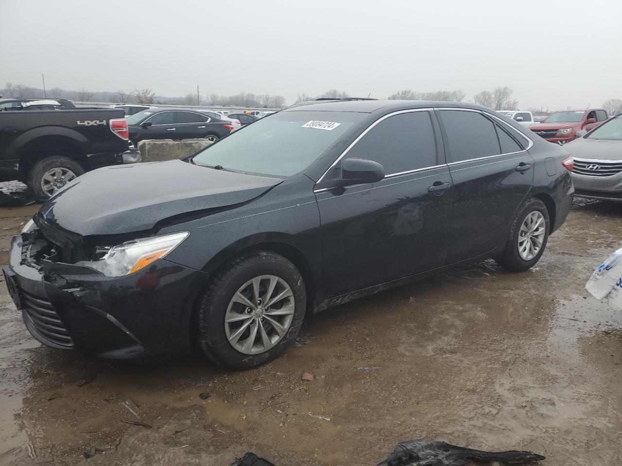 2016 TOYOTA CAMRY LE