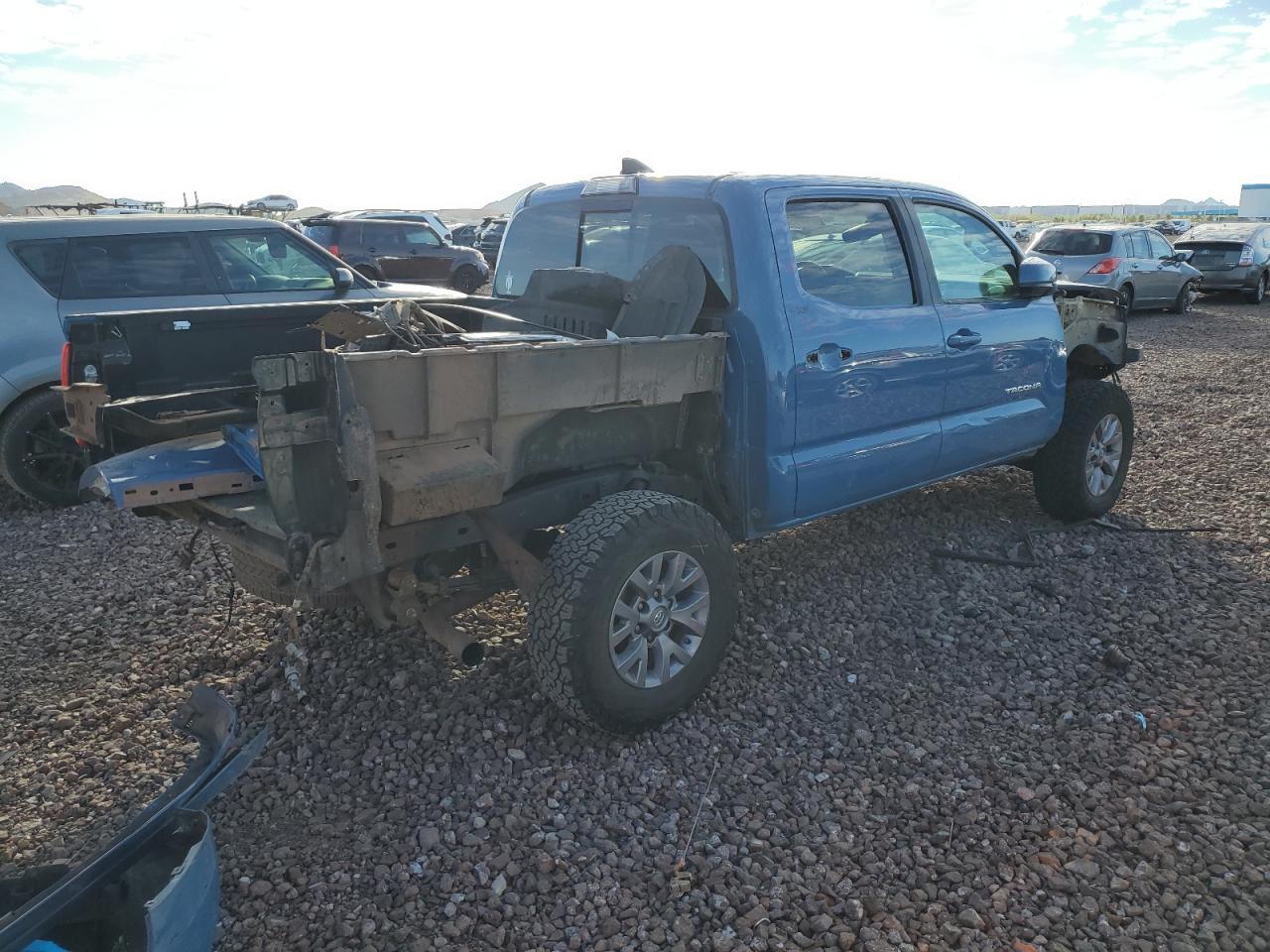 2019 TOYOTA TACOMA DOU - Фото 3