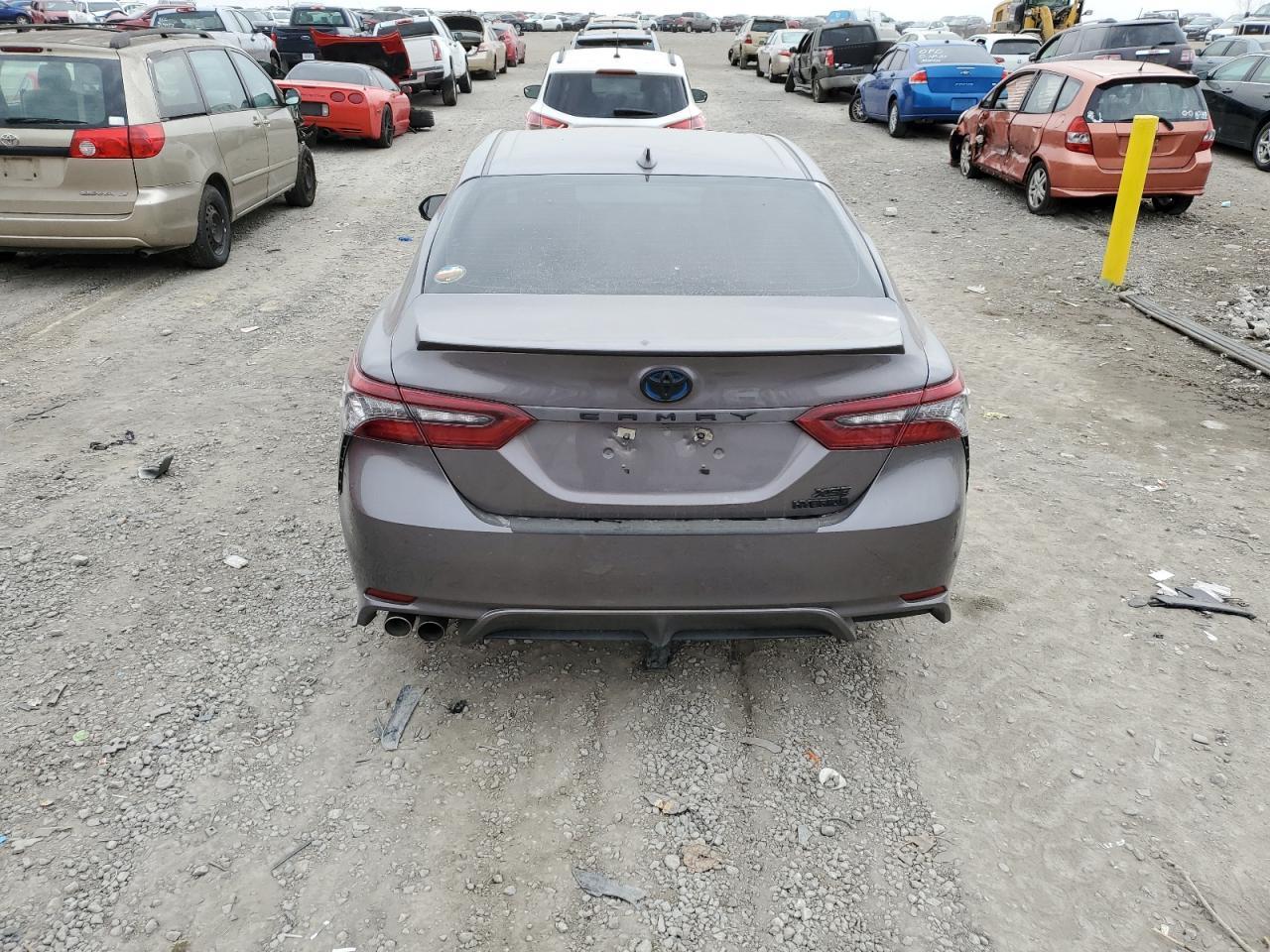2022 TOYOTA CAMRY XSE - Image 6
