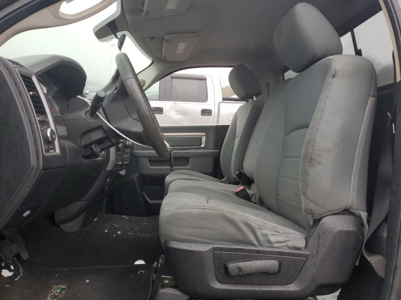 2014 RAM 1500 ST - Фото 7