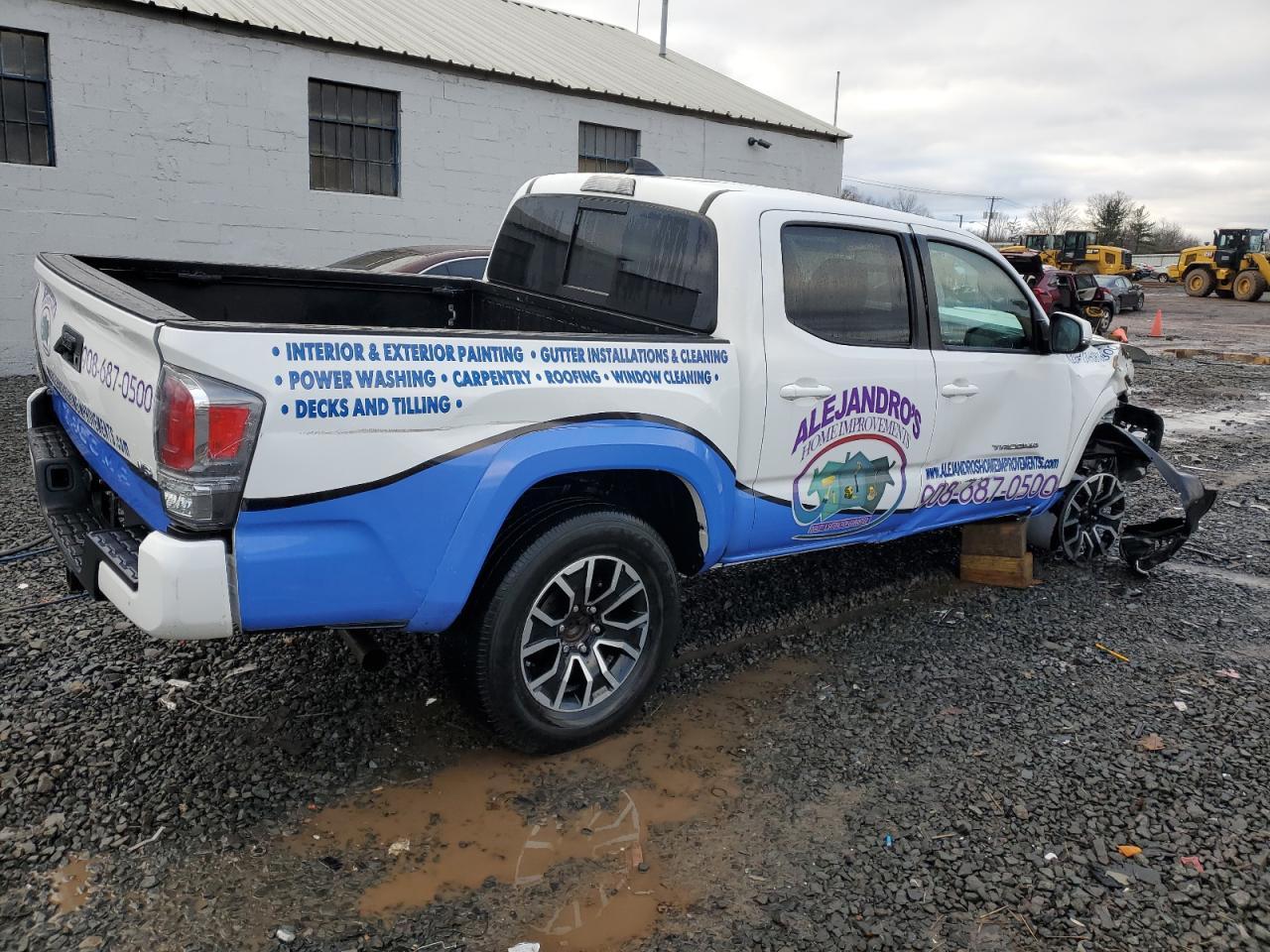 2020 TOYOTA TACOMA DOU - Image 3