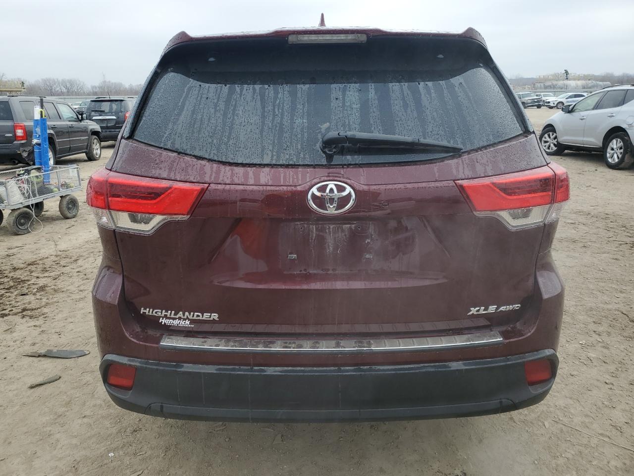 2018 TOYOTA HIGHLANDER - Фото 6