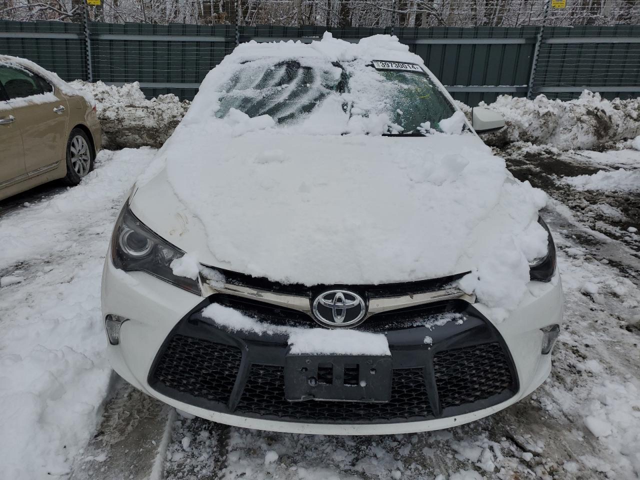2017 TOYOTA CAMRY LE - Фото 5