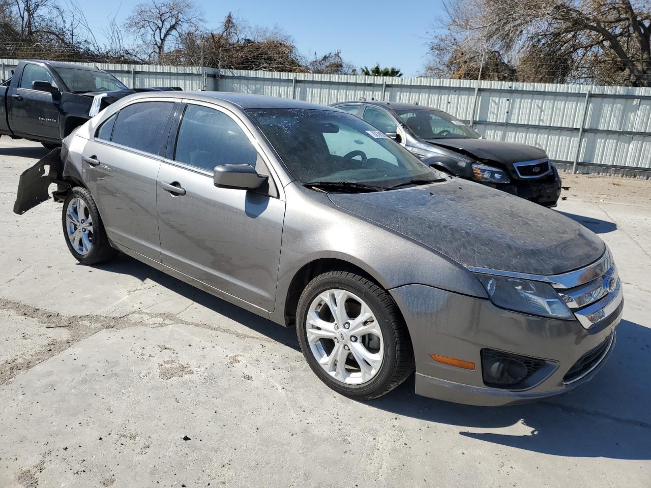 2012 FORD FUSION SE - Image 4