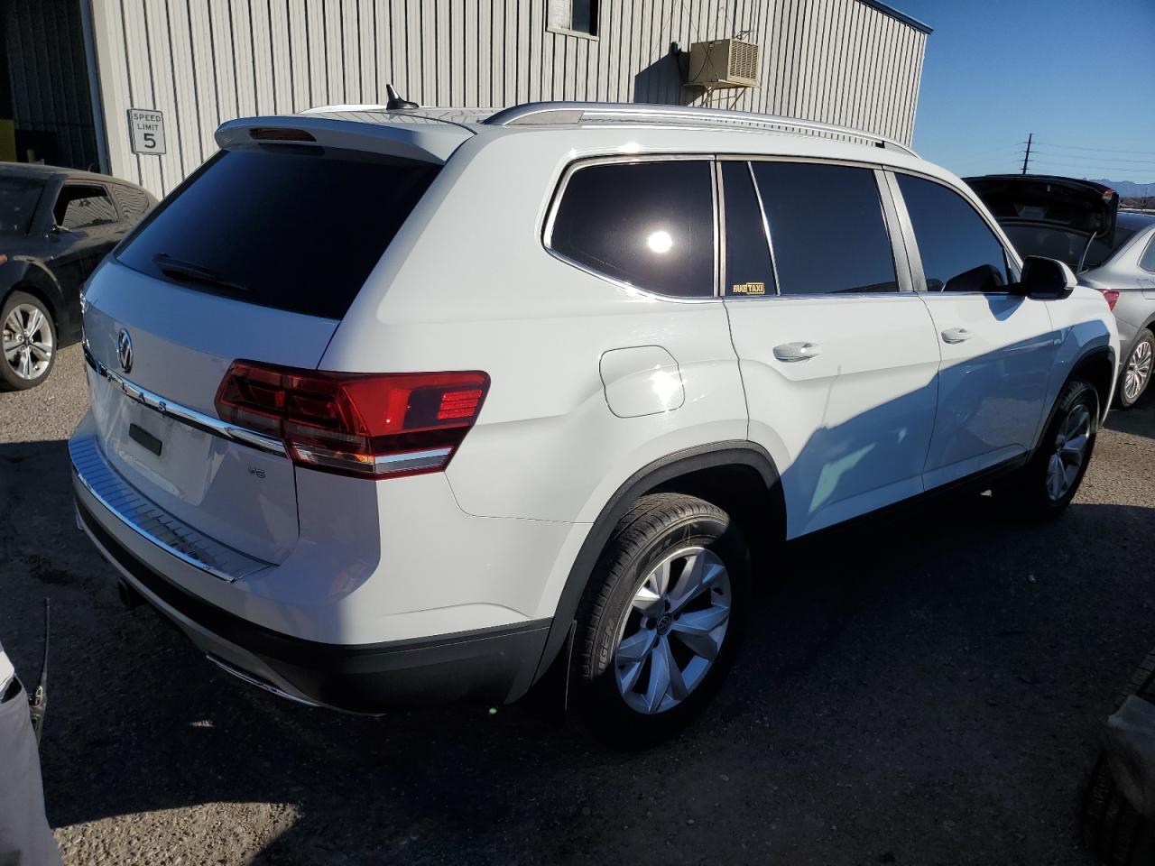 2019 VOLKSWAGEN ATLAS SE - Image 3