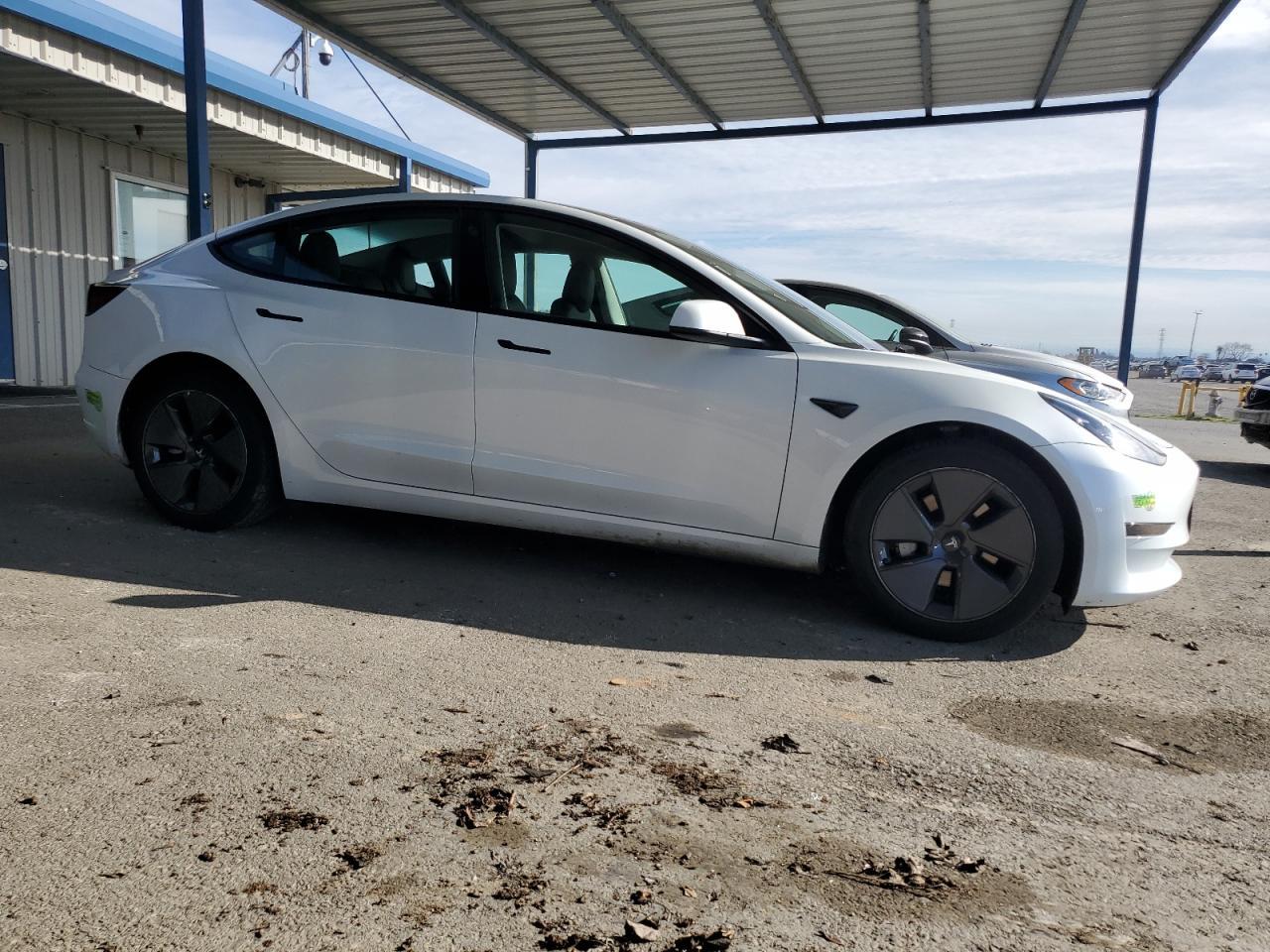 2023 TESLA MODEL 3 - Image 4