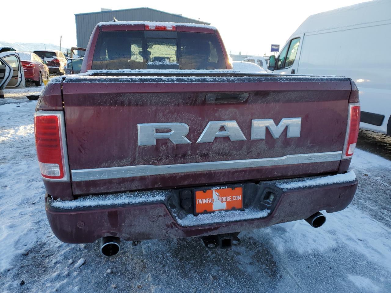 2017 RAM 1500 LONGH - Фото 6