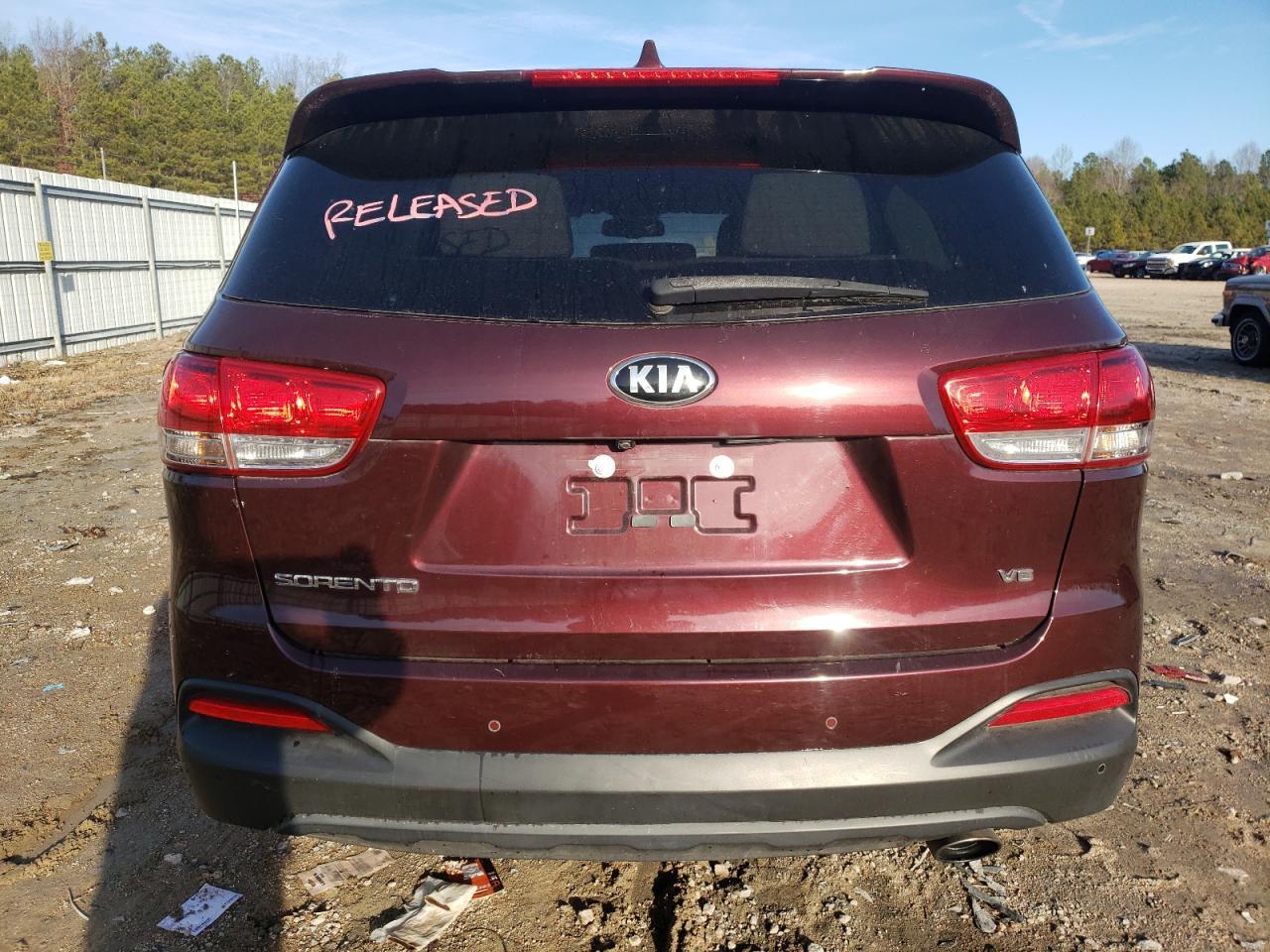 2017 KIA SORENTO LX - Фото 6