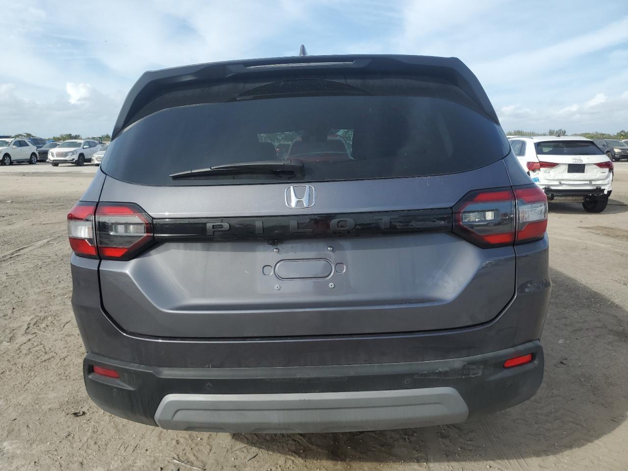 2024 HONDA PILOT EXL - Image 6
