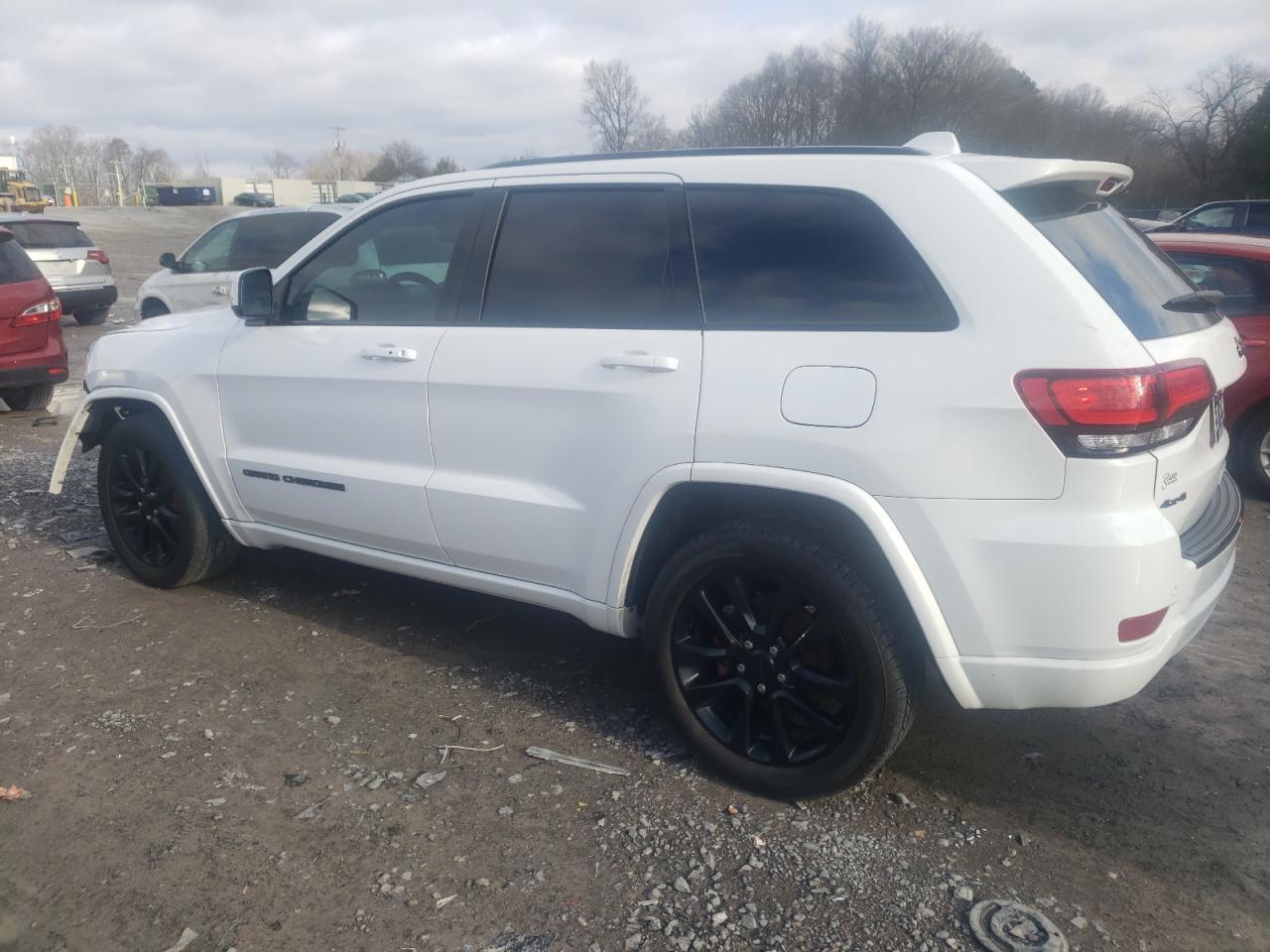 2018 JEEP GRAND CHER - Image 2