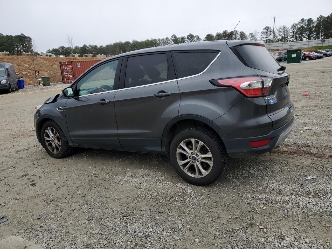 2017 FORD ESCAPE SE - Image 2