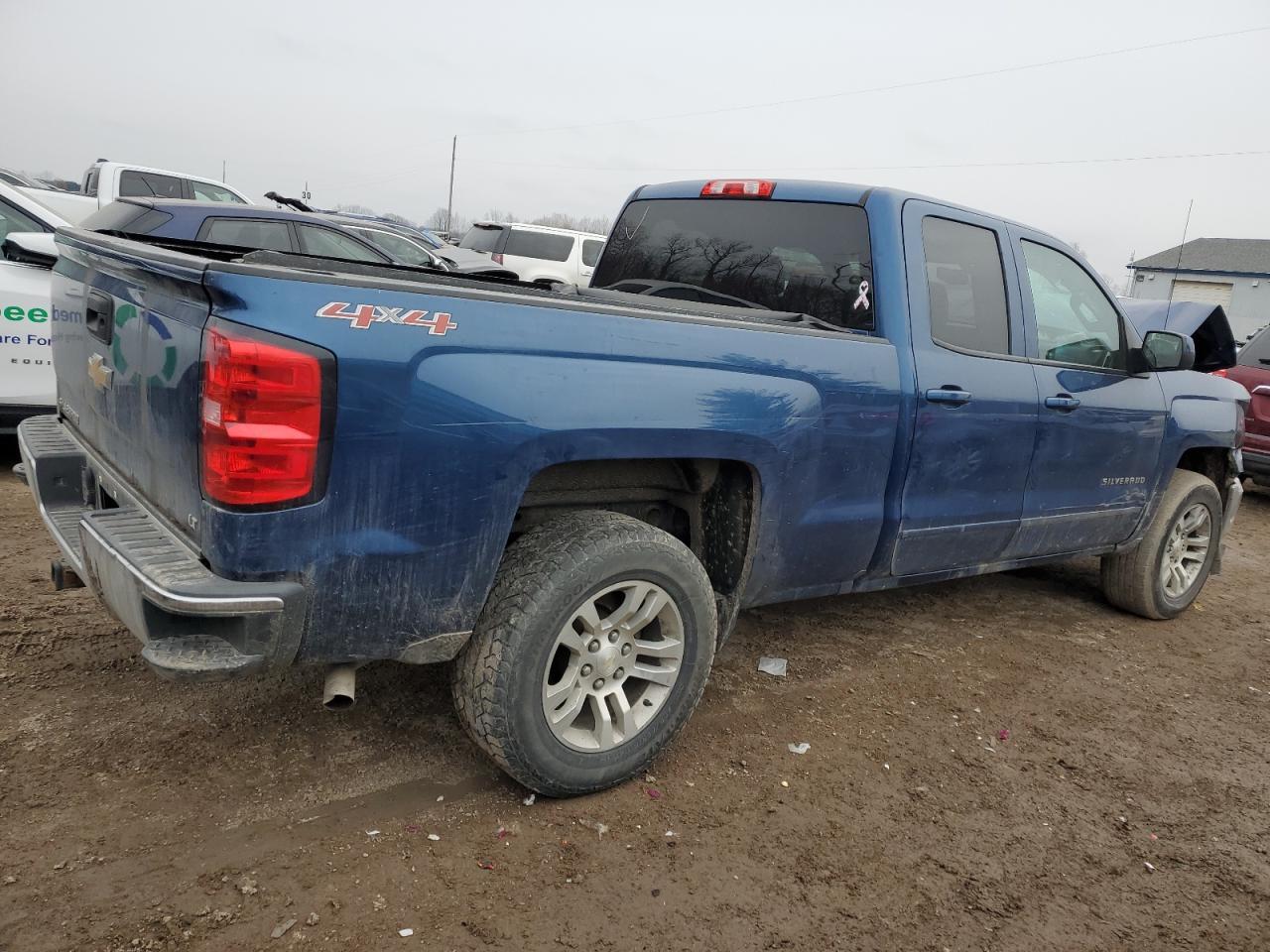 2017 CHEVROLET SILVERADO - Фото 3