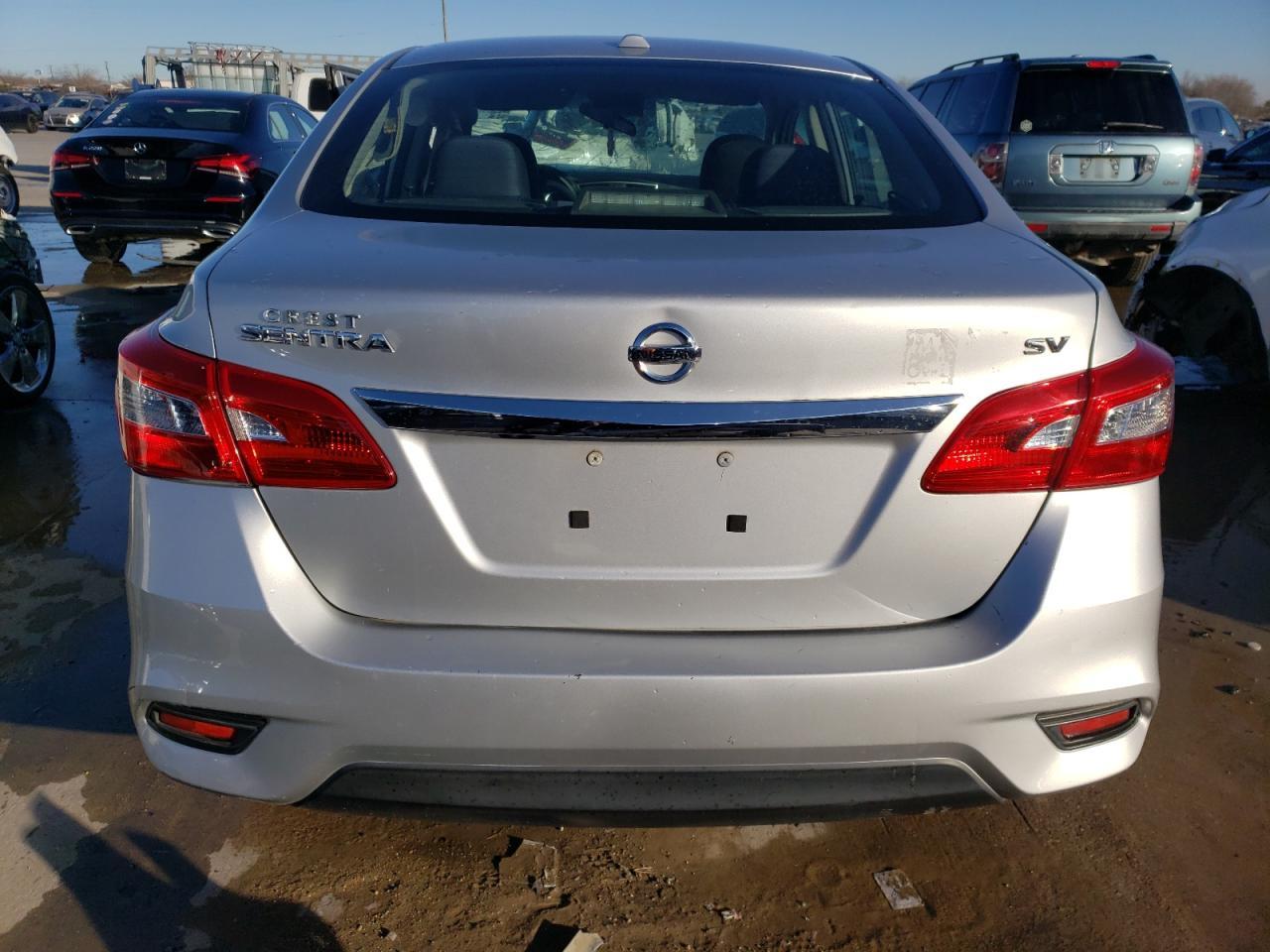 2018 NISSAN SENTRA S - Фото 6