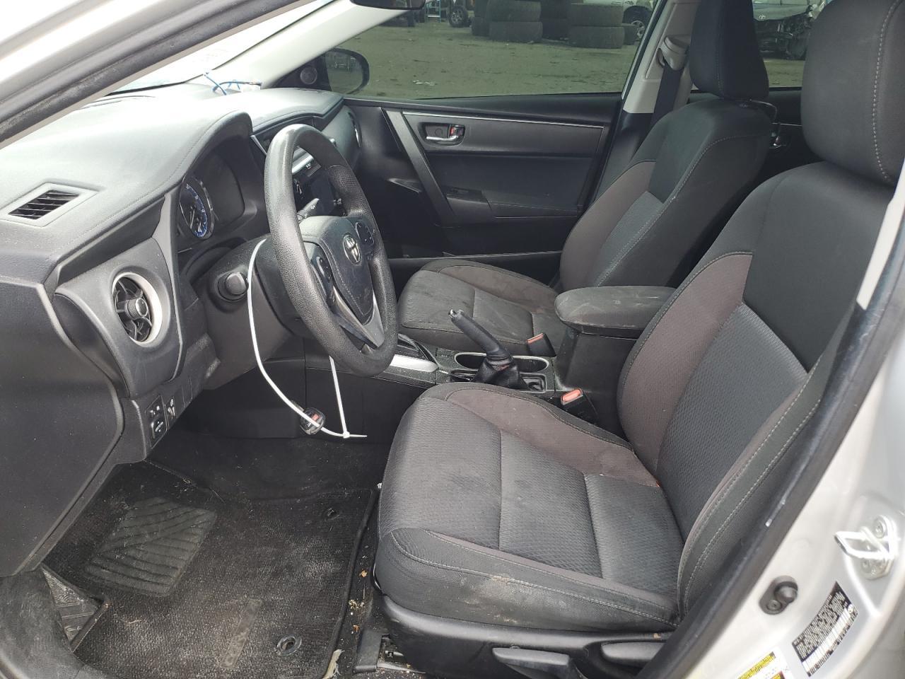 2018 TOYOTA COROLLA L - Фото 7