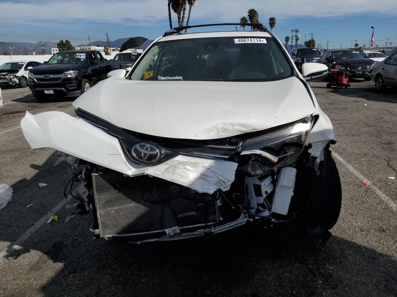 2018 TOYOTA RAV4 ADVEN - Фото 5