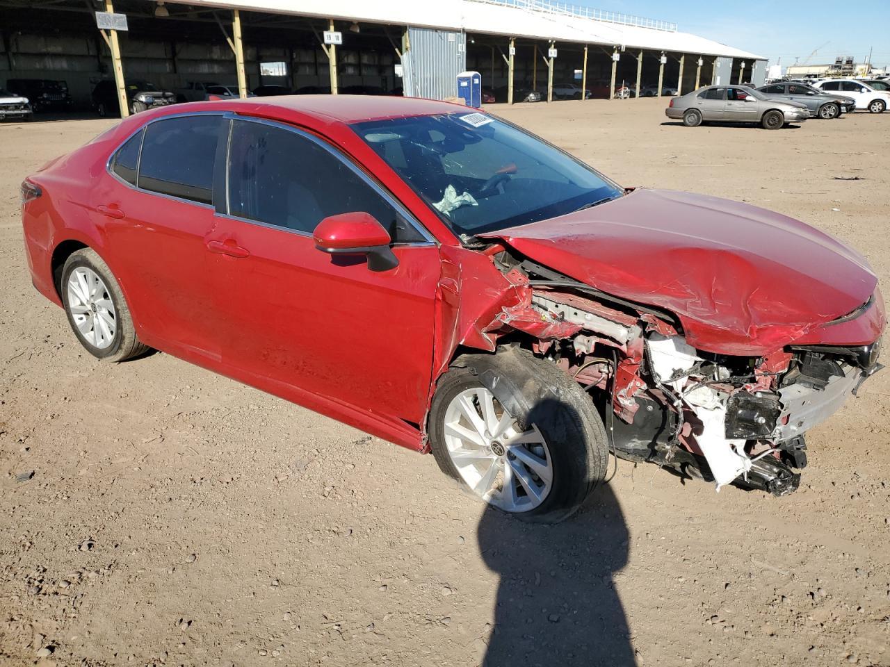 2023 TOYOTA CAMRY LE - Фото 4