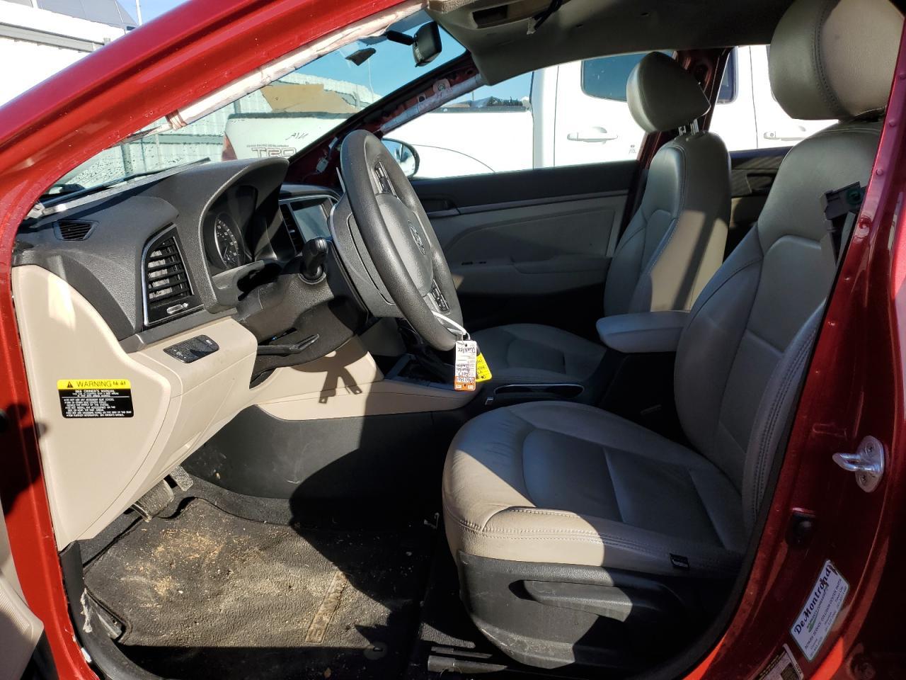 2017 HYUNDAI ELANTRA SE - Фото 7
