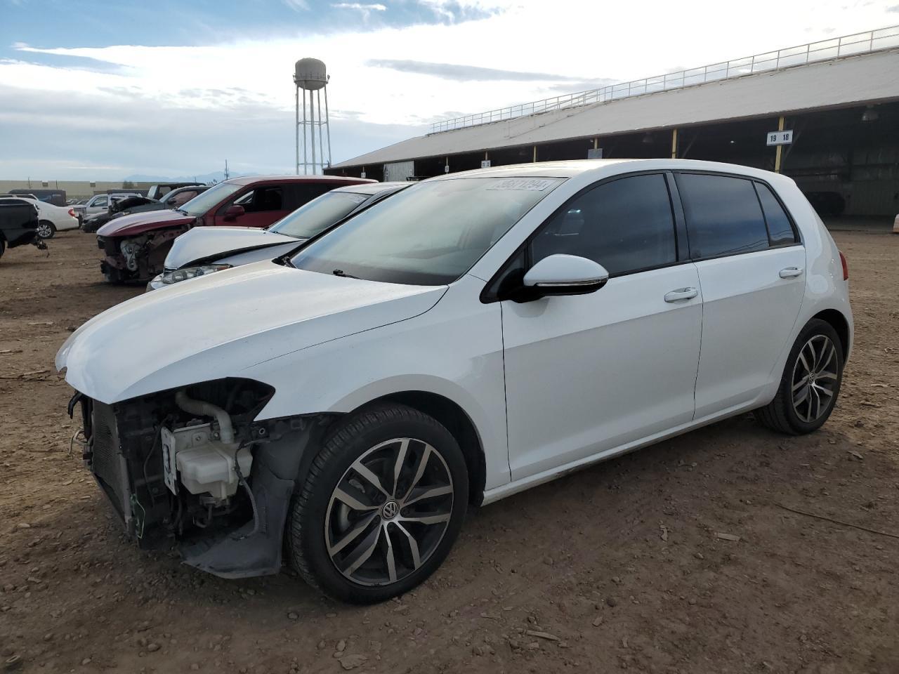 2015 VOLKSWAGEN GOLF