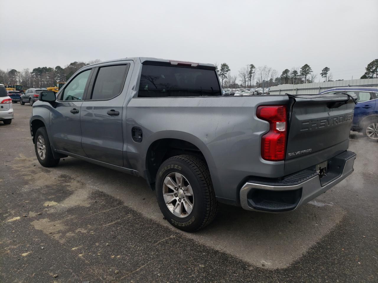 2019 CHEVROLET SILVERADO - Фото 2