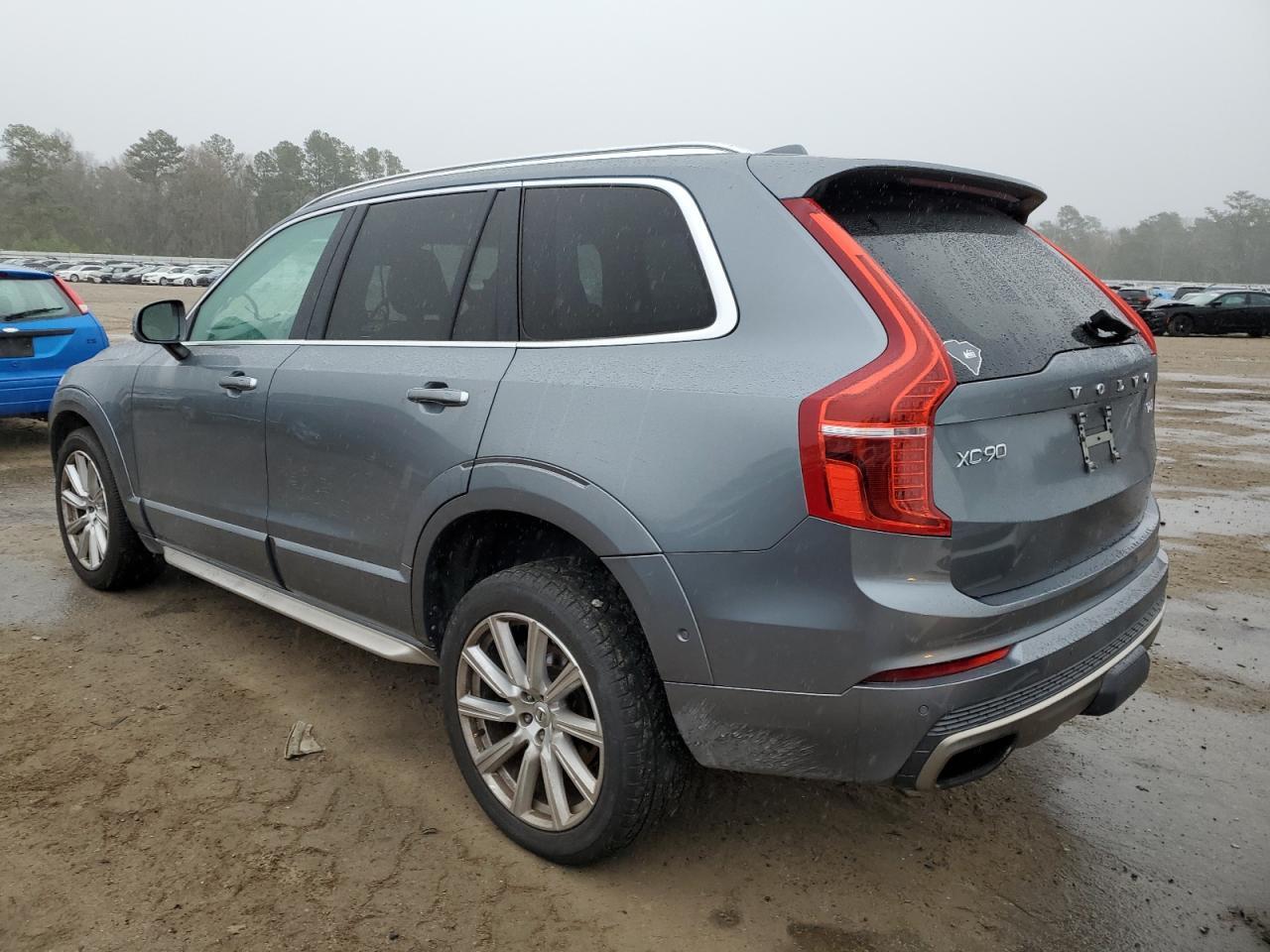 2016 VOLVO XC90 T6 - Image 2