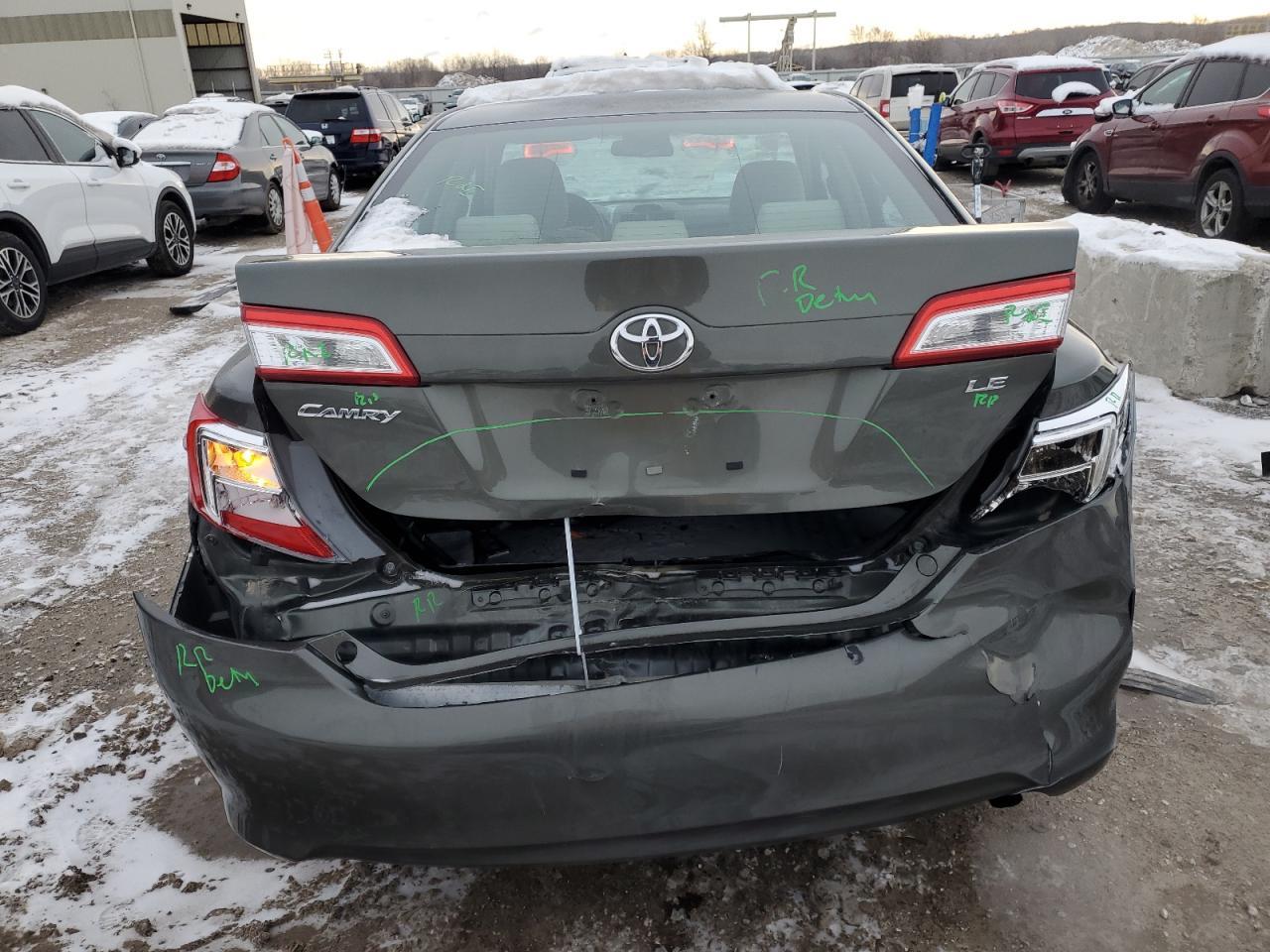 2014 TOYOTA CAMRY L - Image 6