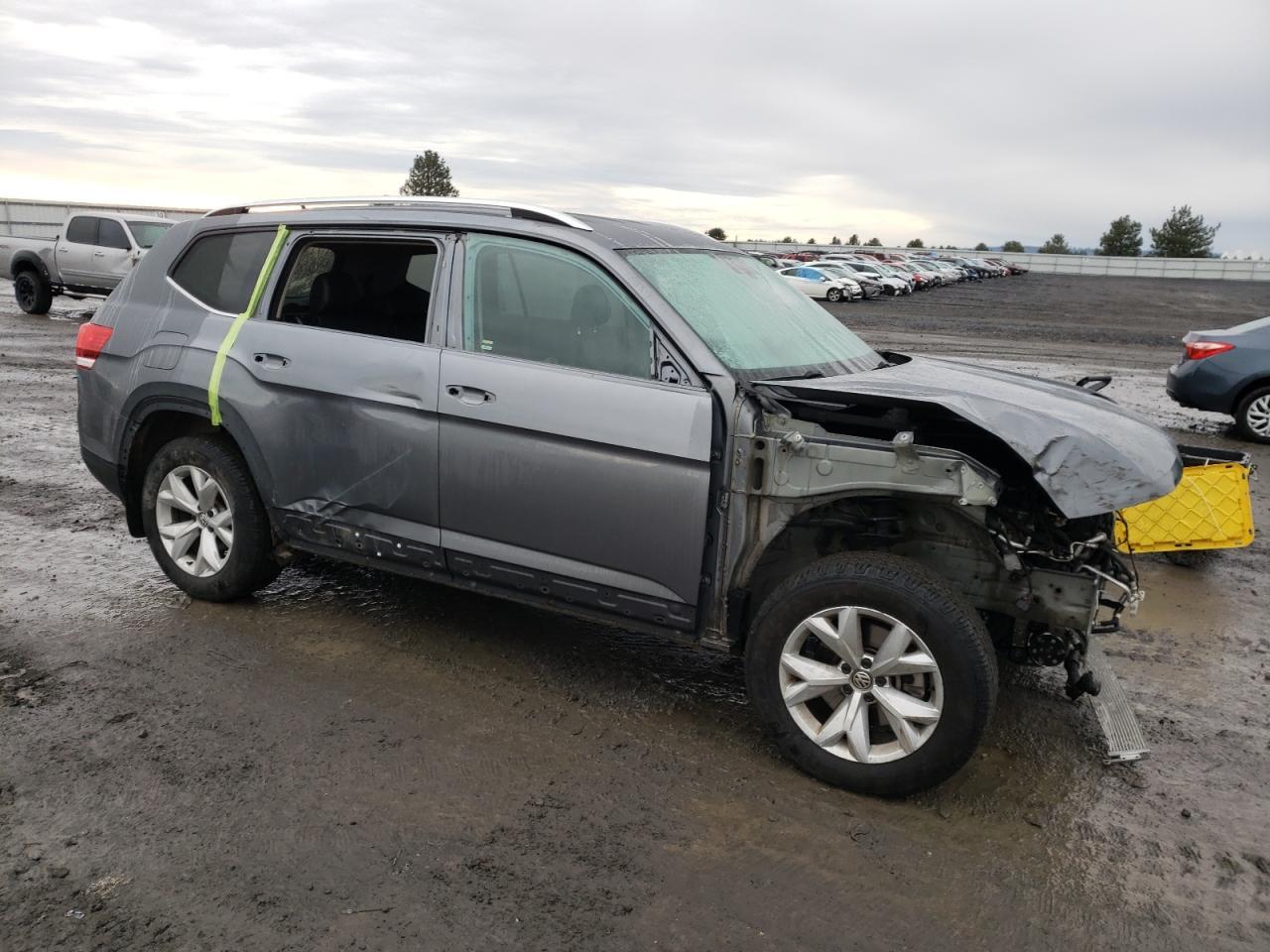 2018 VOLKSWAGEN ATLAS SE - Image 4