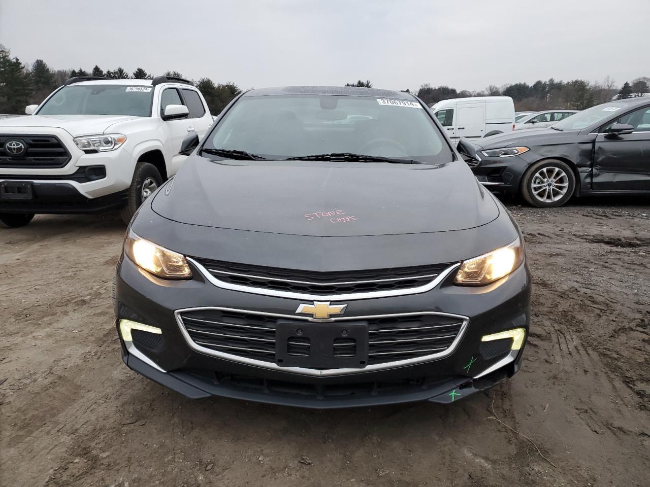 2017 CHEVROLET MALIBU LT - Image 5