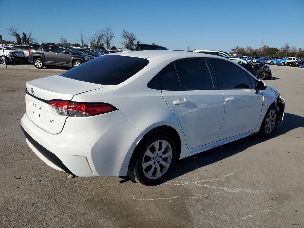 2021 TOYOTA COROLLA LE - Фото 3