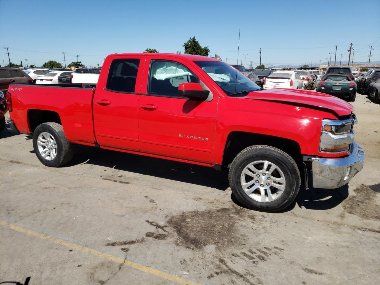 2017 CHEVROLET SILVERADO - Image 4