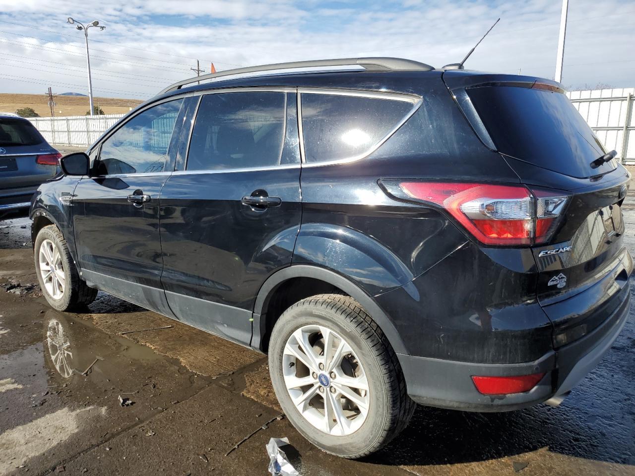 2017 FORD ESCAPE SE - Фото 2