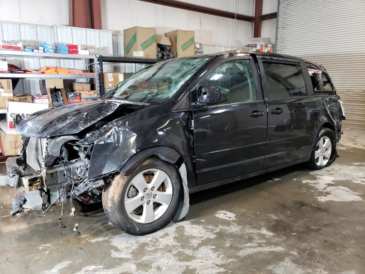 2013 DODGE GRAND CARA car image