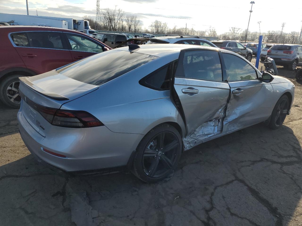 2024 HONDA ACCORD HYB - Фото 3