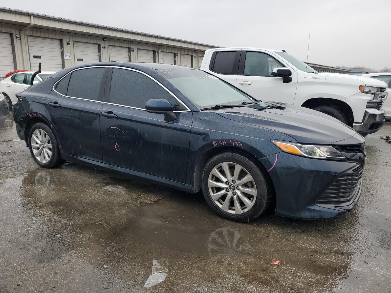 2018 TOYOTA CAMRY L - Image 4