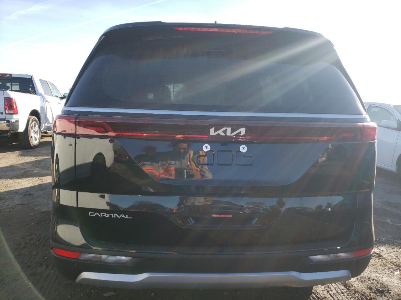 2024 KIA CARNIVAL L - Фото 6