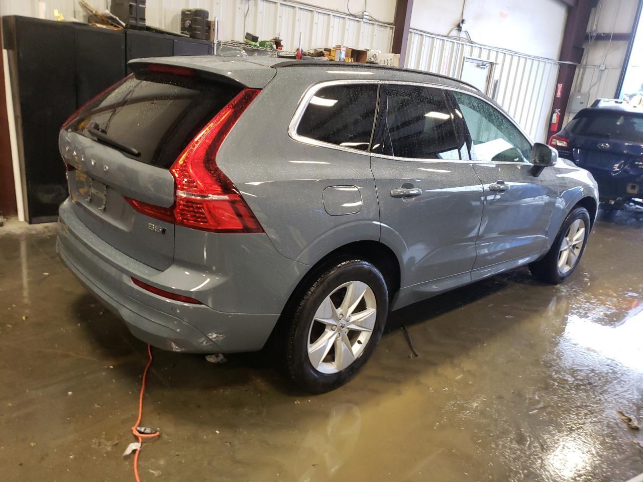 2022 VOLVO XC60 B5 MO - Фото 3