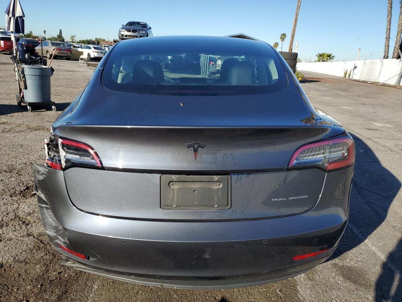 2022 TESLA MODEL 3 - Фото 6