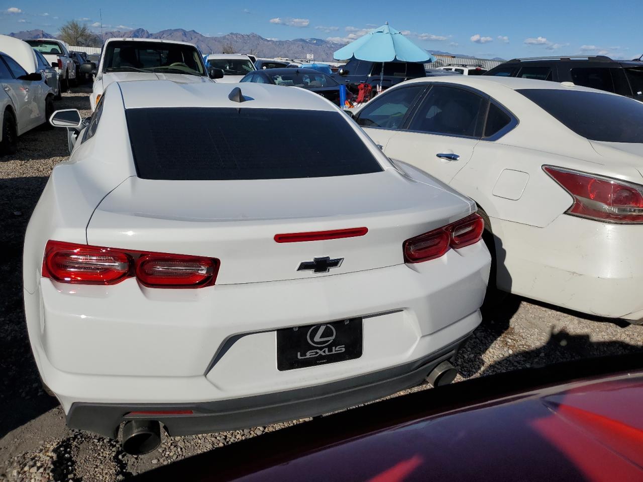 2020 CHEVROLET CAMARO LS - Фото 6