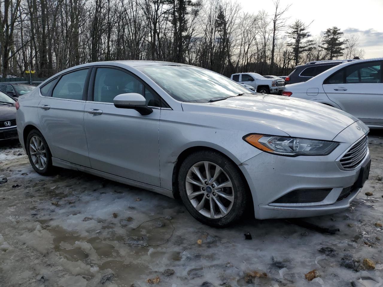 2017 FORD FUSION SE - Фото 4