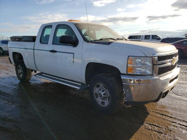 2013 Chevrolet Silverado C2500 Heavy Duty - Image 4