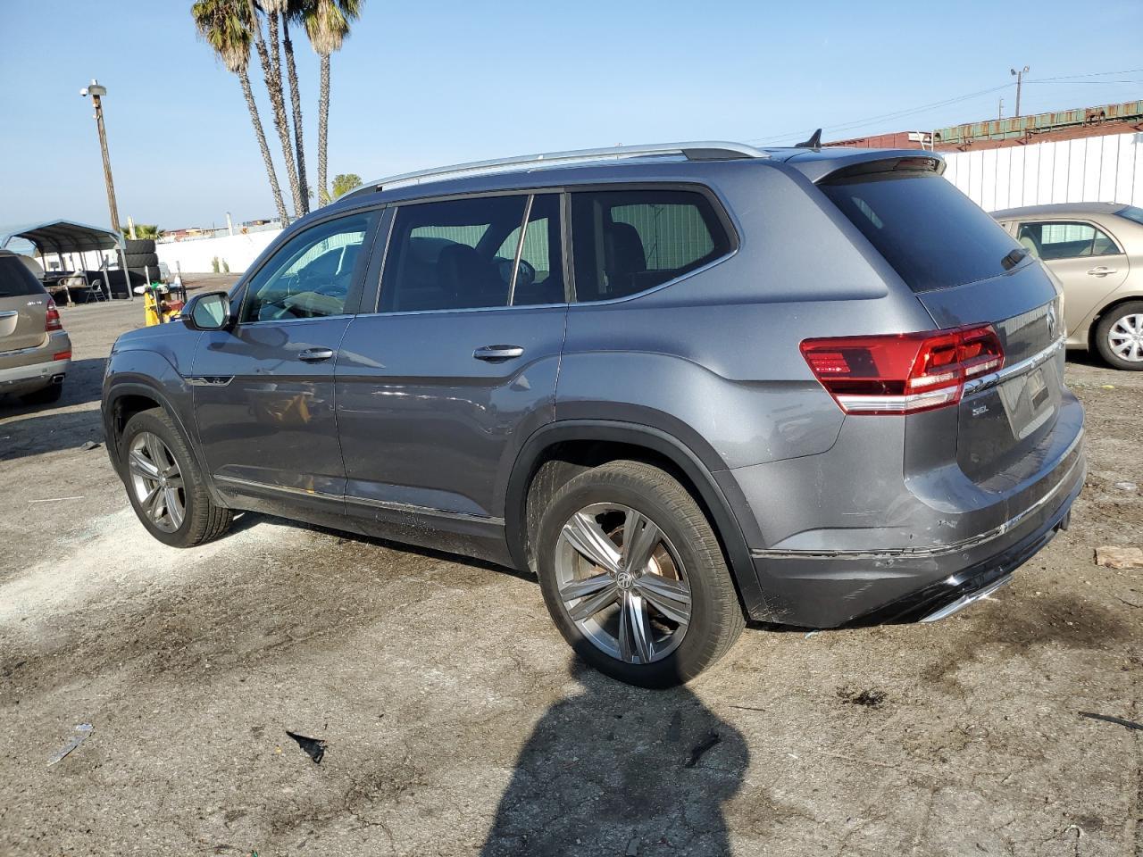 2018 VOLKSWAGEN ATLAS SEL - Image 2