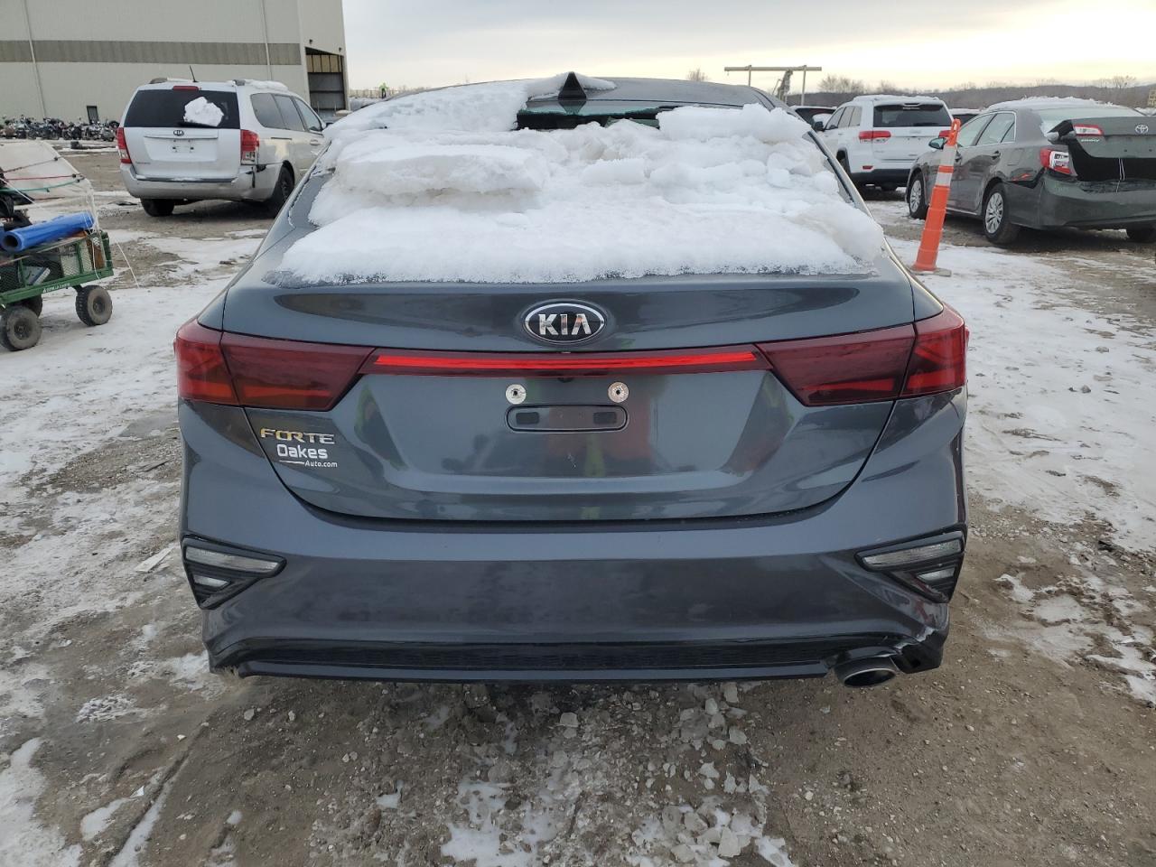2021 KIA FORTE FE - Image 6